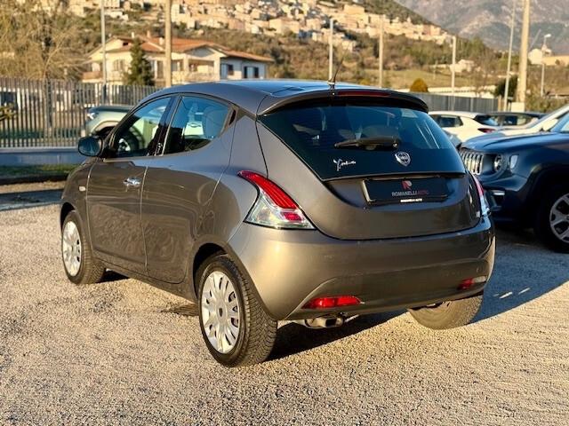 Lancia Ypsilon 1.2 69 CV 5 porte S&S Gold