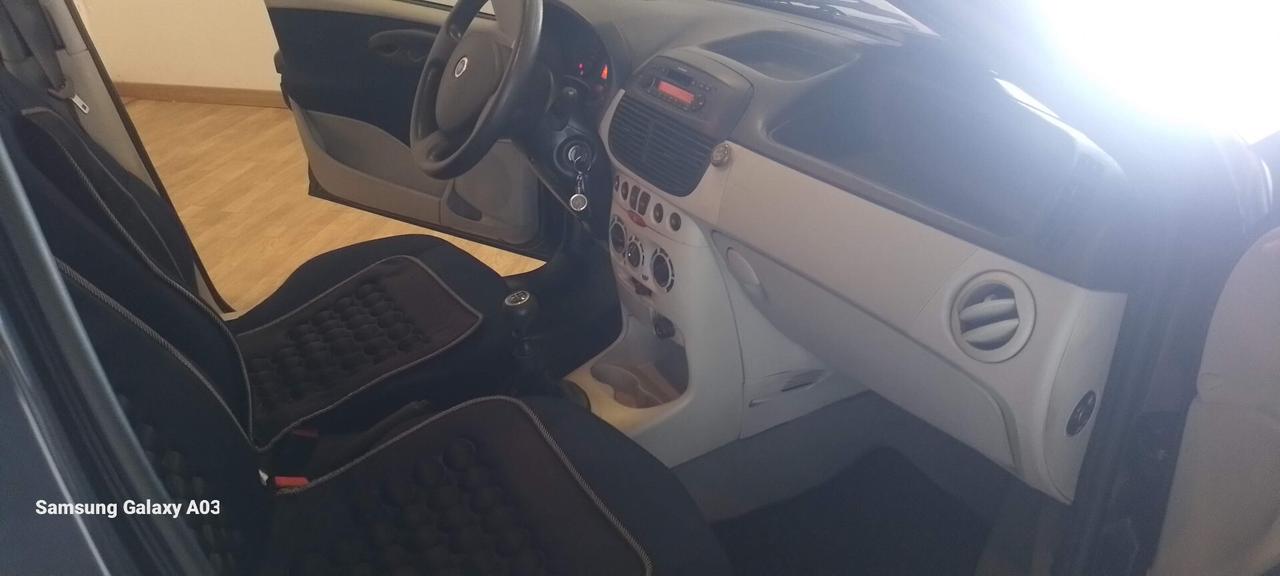 Fiat Punto 1.2 16v UNICO PROPRIETARIO !!!