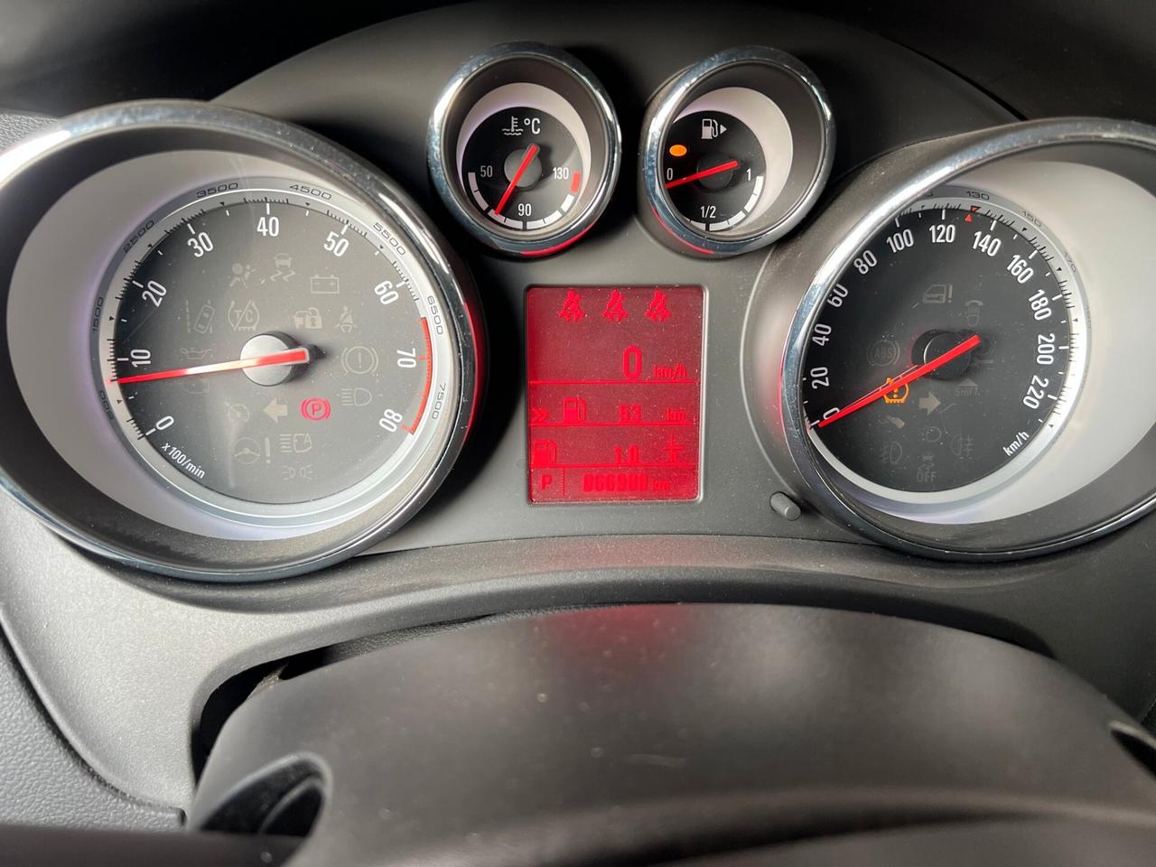 Opel Meriva 1.4 Turbo 120CV Design Edition