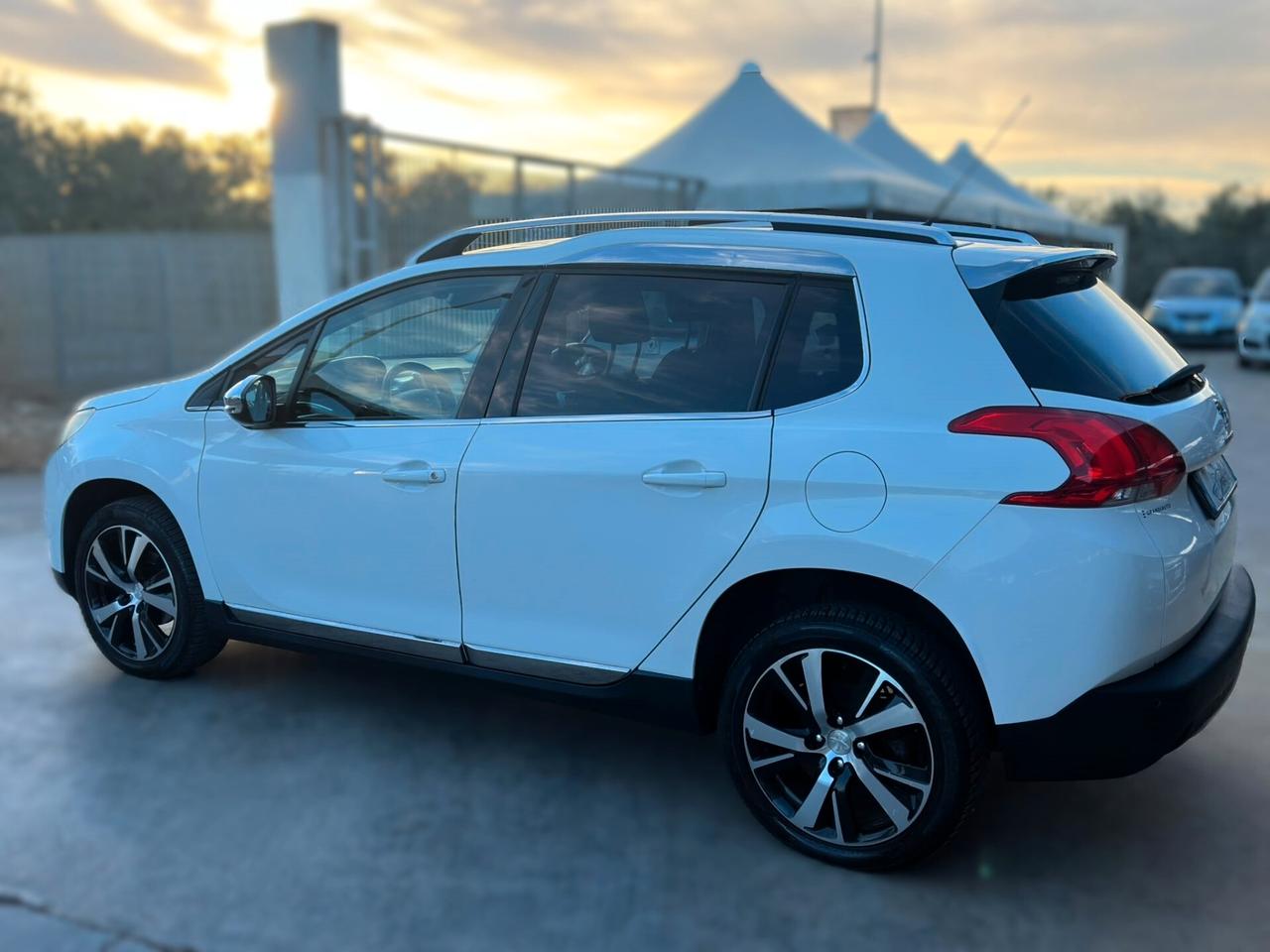 Peugeot 2008 1.6 e-HDi 92 CV Stop&Start Allure
