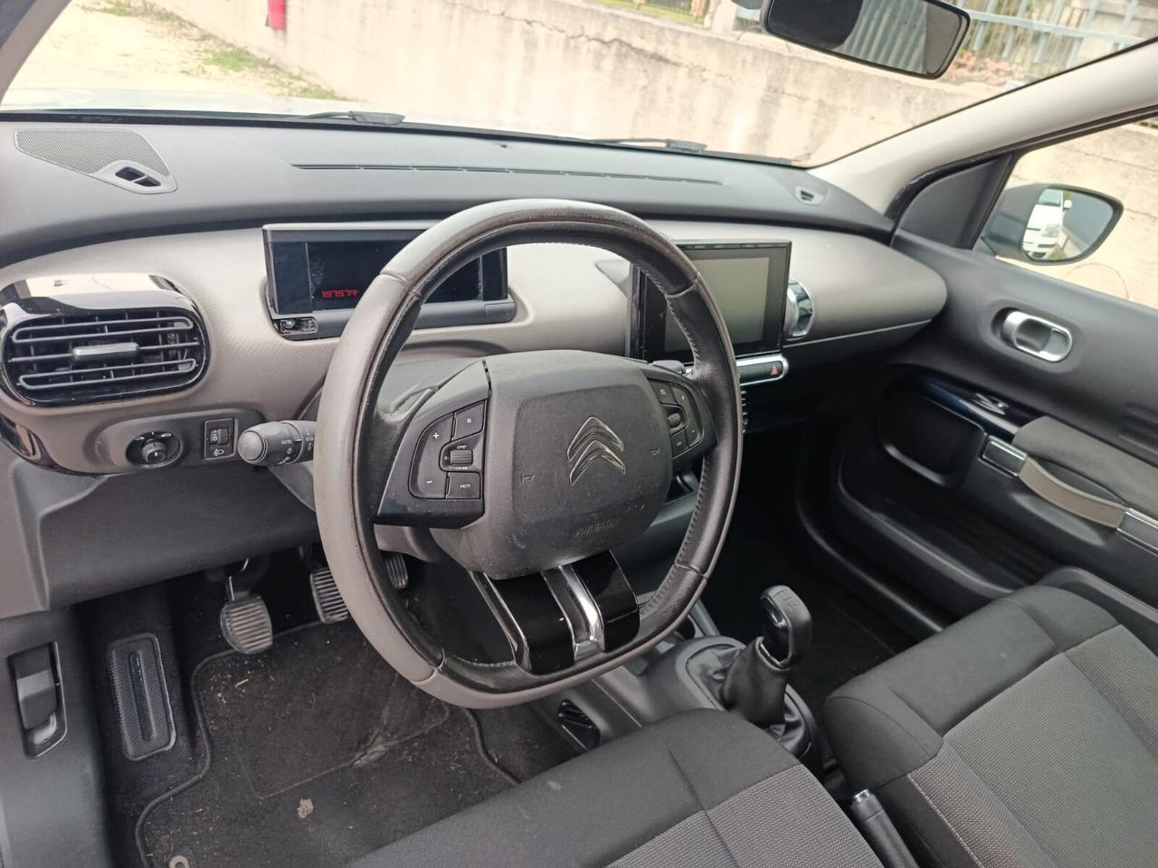 Citroen C4 Cactus BlueHDi 100 S&S Shine