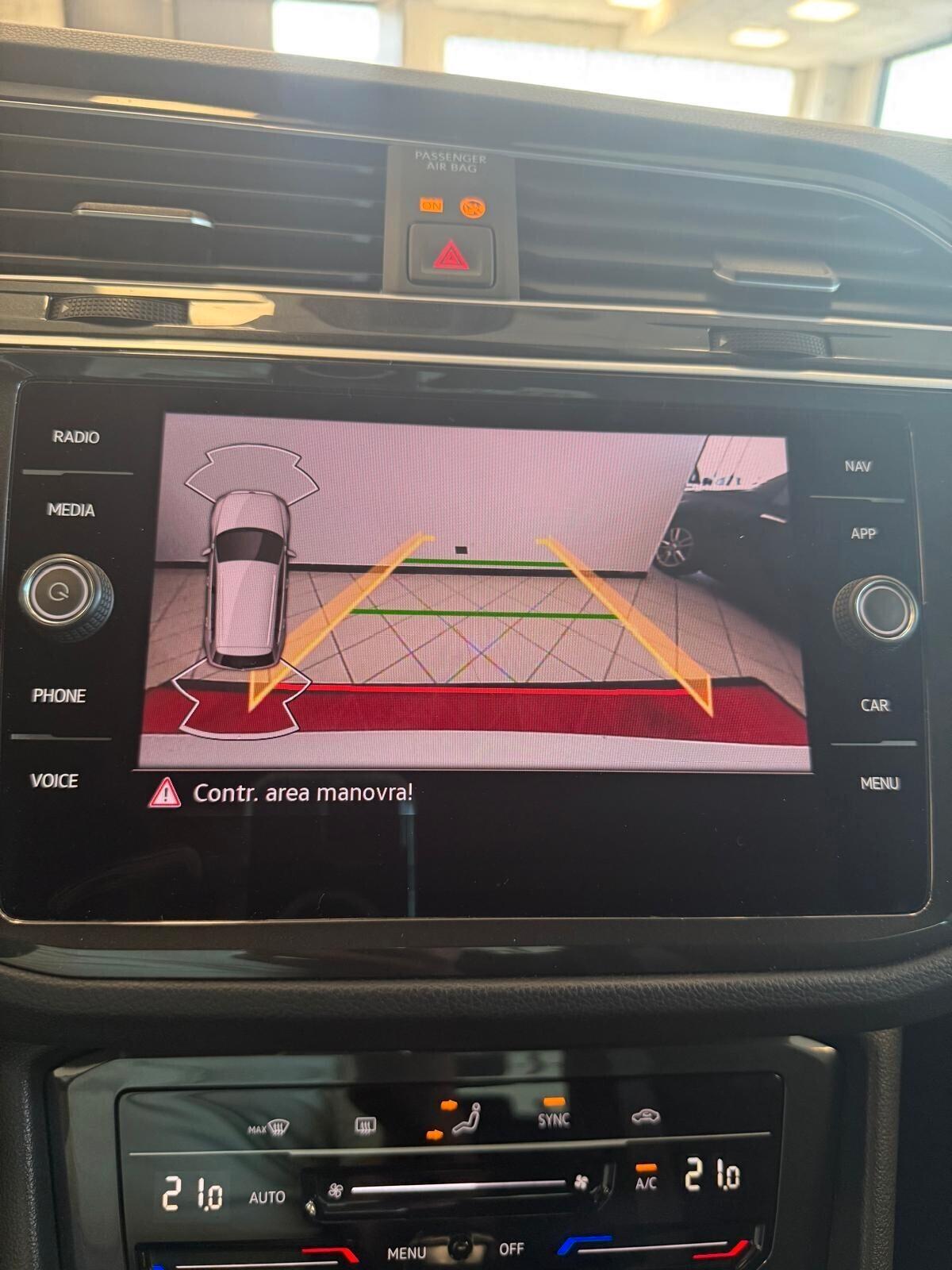 Volkswagen Tiguan 2.0 TDI 150 CV SCR DSG R-Line