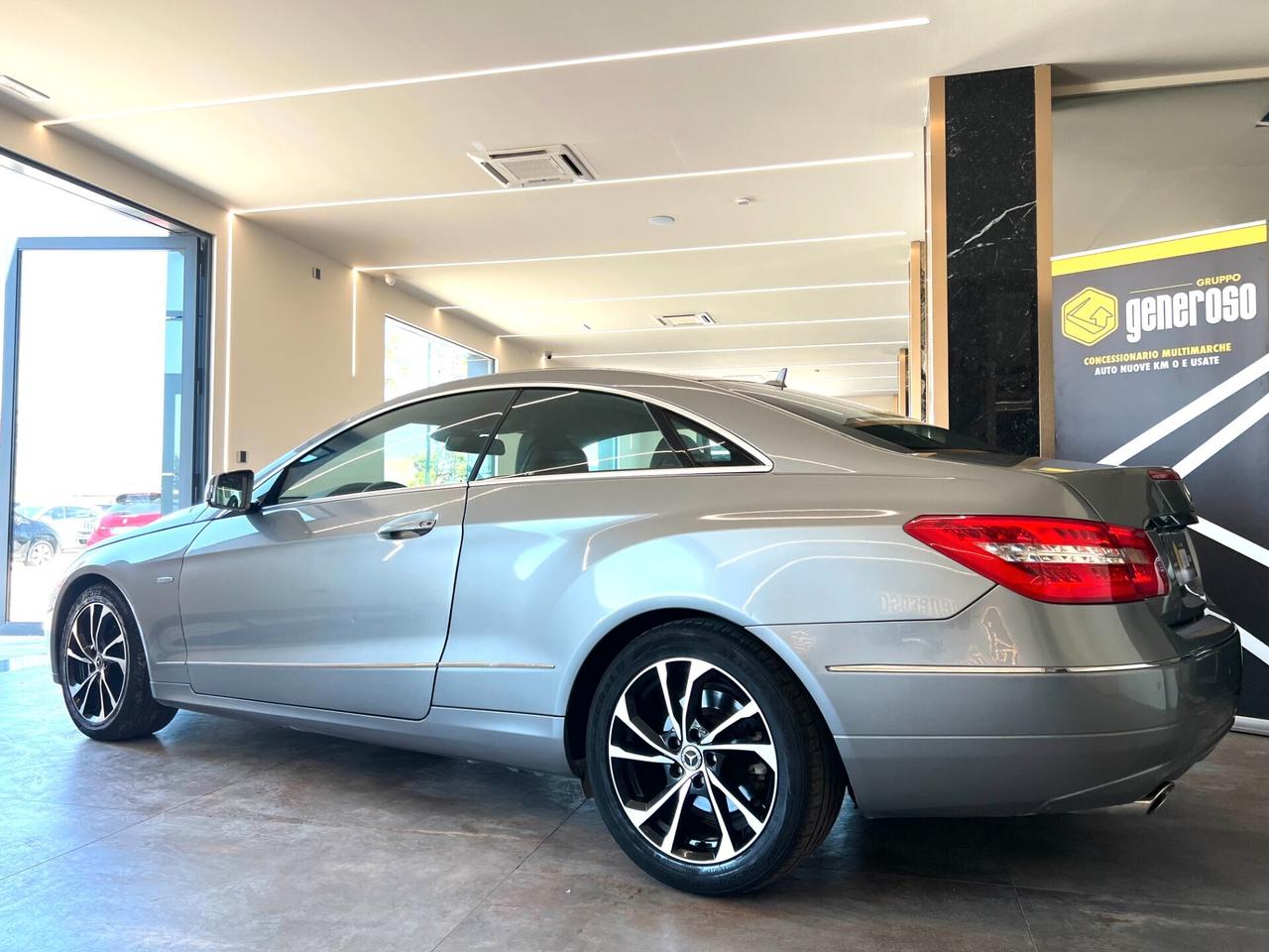 Mercedes-benz E 220 CDI Coupé BlueEFFICIENCY Executive