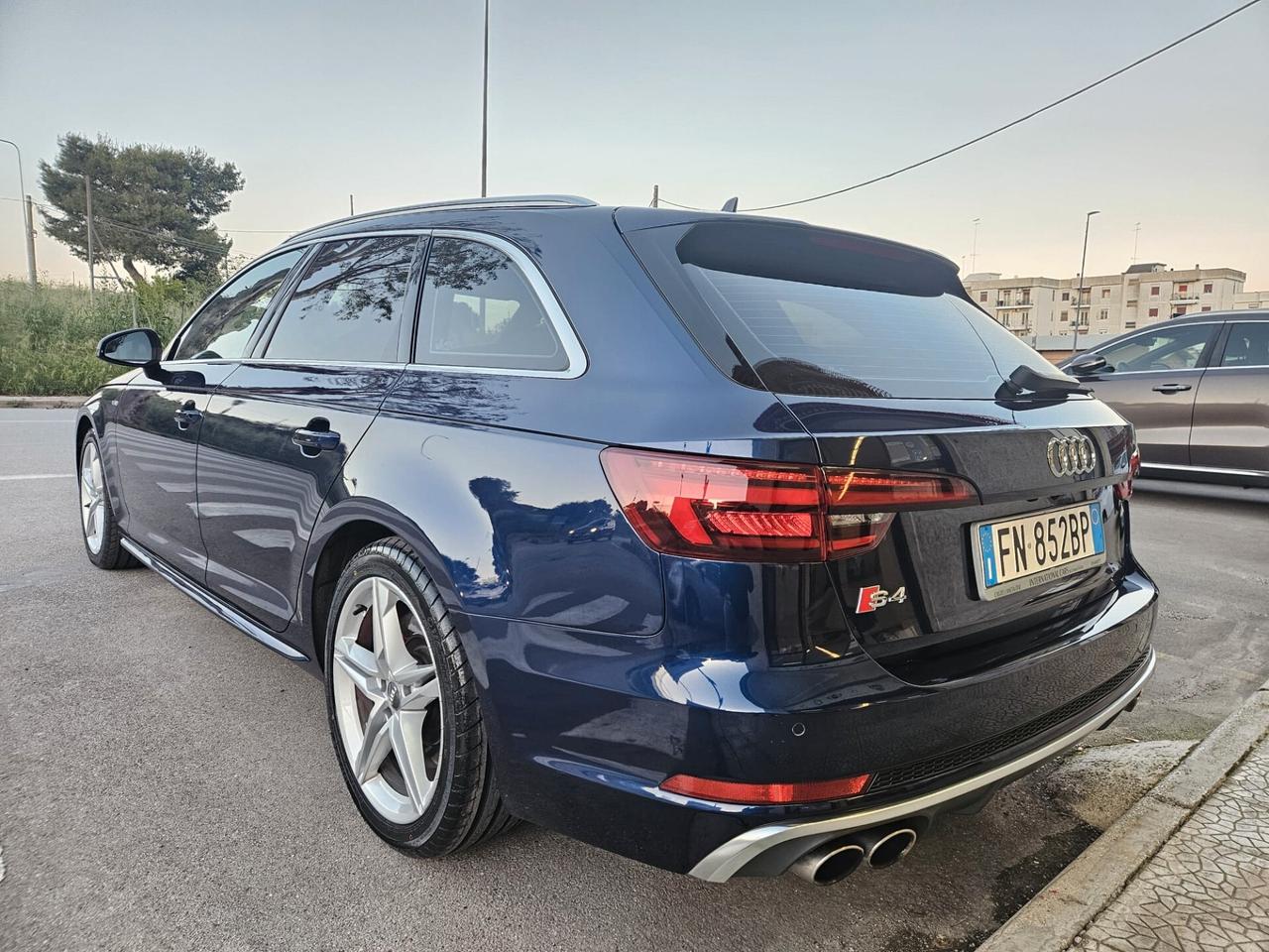 Audi S4 Avant 3.0 TFSI 353cv Quattro FULL IVA ESPOSTA