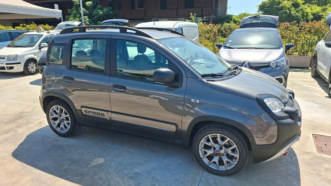 Fiat Panda Cross GPL 0.9 TwinAir Turbo 2020