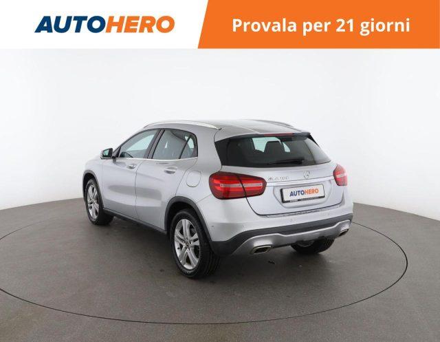 MERCEDES-BENZ GLA 180 Sport