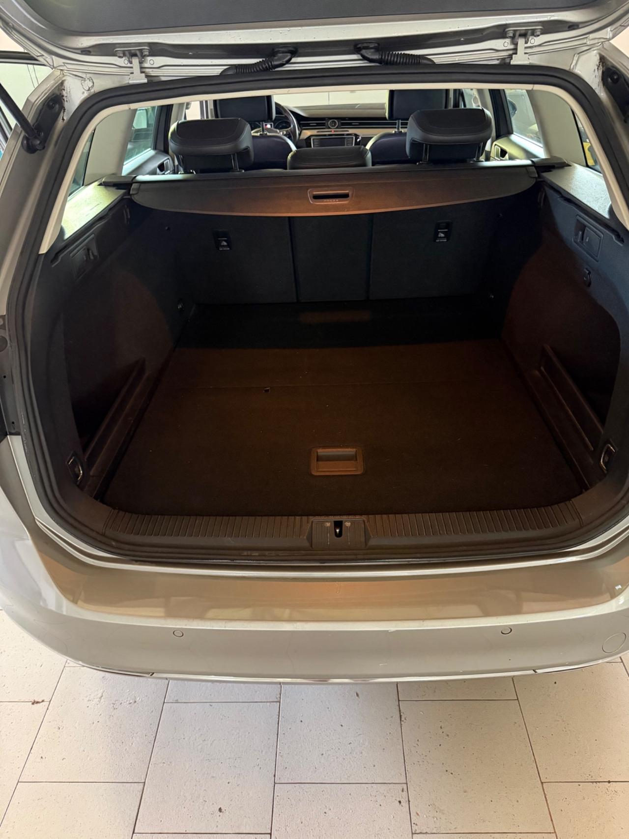 Volkswagen Passat Variant 2.0 TDI DSG Comfortline BlueMotion Technology