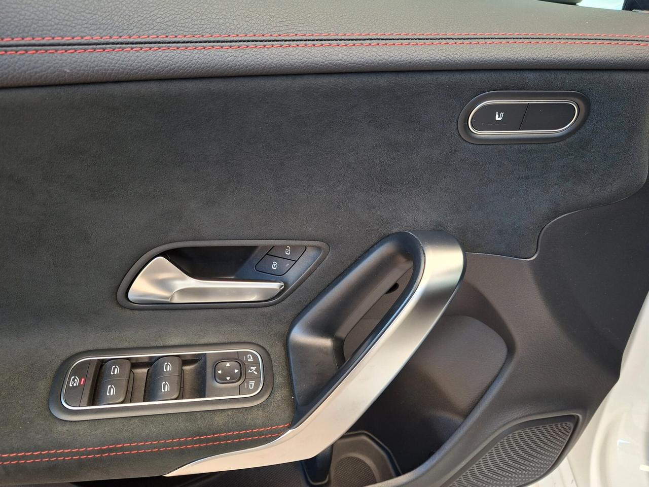 Mercedes-benz CLA 200 d Automatic Shooting Brake Premium con Soli km 44094