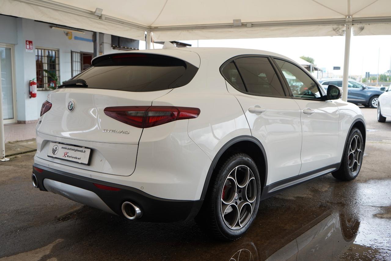 Alfa Romeo Stelvio 2.2 Turbodiesel 210 CV AT8 Q4 Super