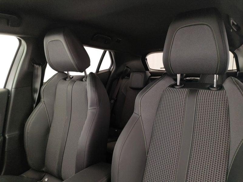 Peugeot 2008 2008 BlueHDi 130 S&S EAT8 GT
