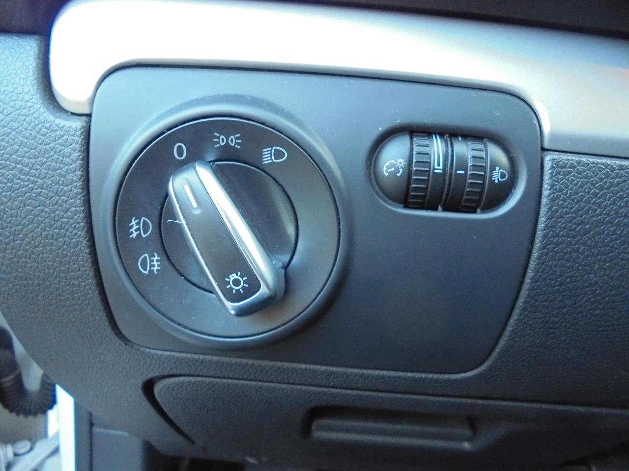 VOLKSWAGEN GOLF VI 2.0 TDI 110CV 5P HIGHLINE