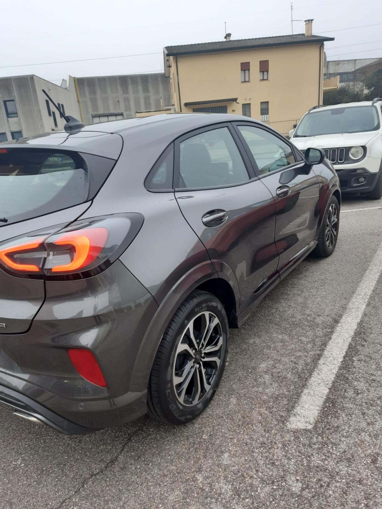 Ford Puma 1.0 EcoBoost Hybrid 125 CV S&S ST-Line