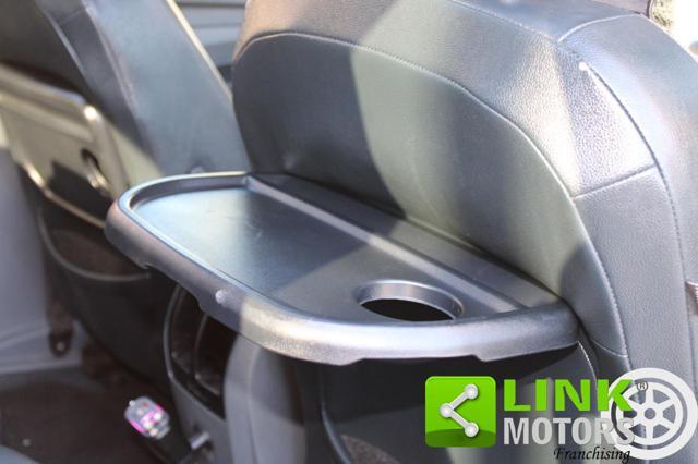 FORD C-Max 2.0 TDCi 163CV Titanium 7 POSTI!