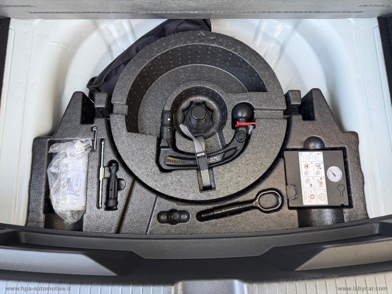 VOLKSWAGEN T-Roc 2.0TDI LED CARPLAY PARK ASSIST ACC