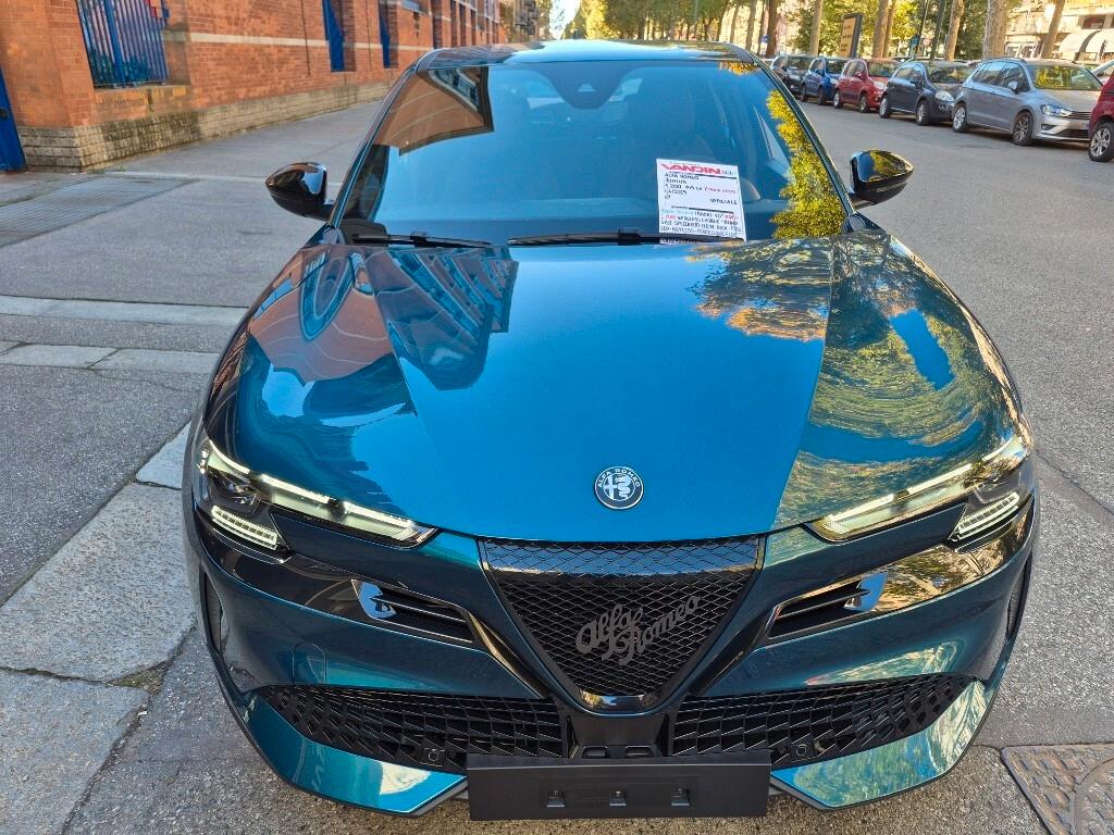 Alfa Romeo Junior 1.2 136 CV Hybrid eDCT6