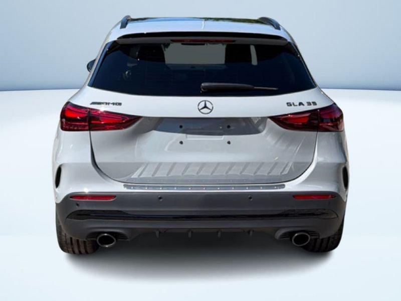 Mercedes-Benz GLA 35 AMG Premium Plus