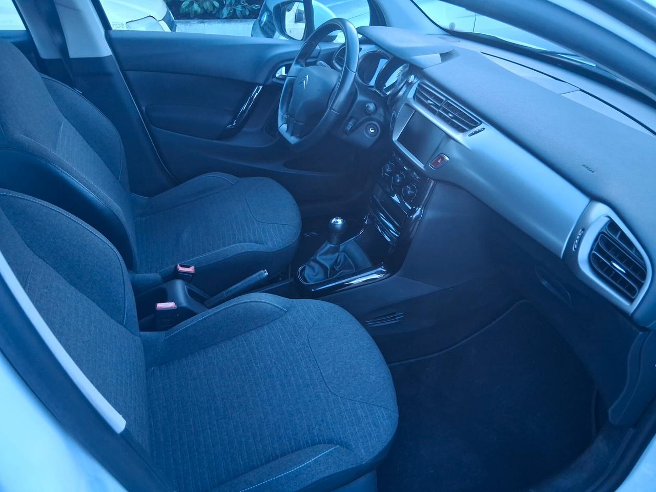 Citroen C3 PureTech 82 Live Edition