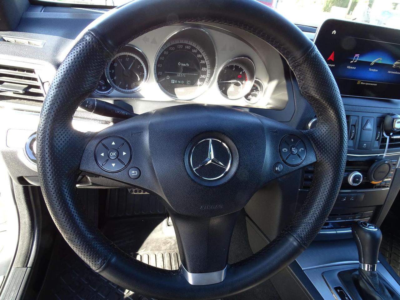 Mercedes-Benz E 220 CDI Coupé BlueEFFICIENCY Avantgarde