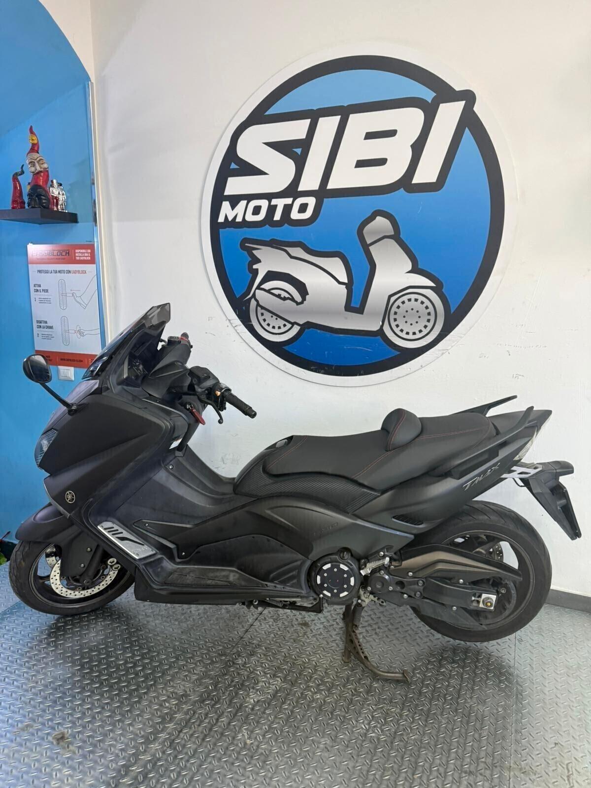 Yamaha T Max 530