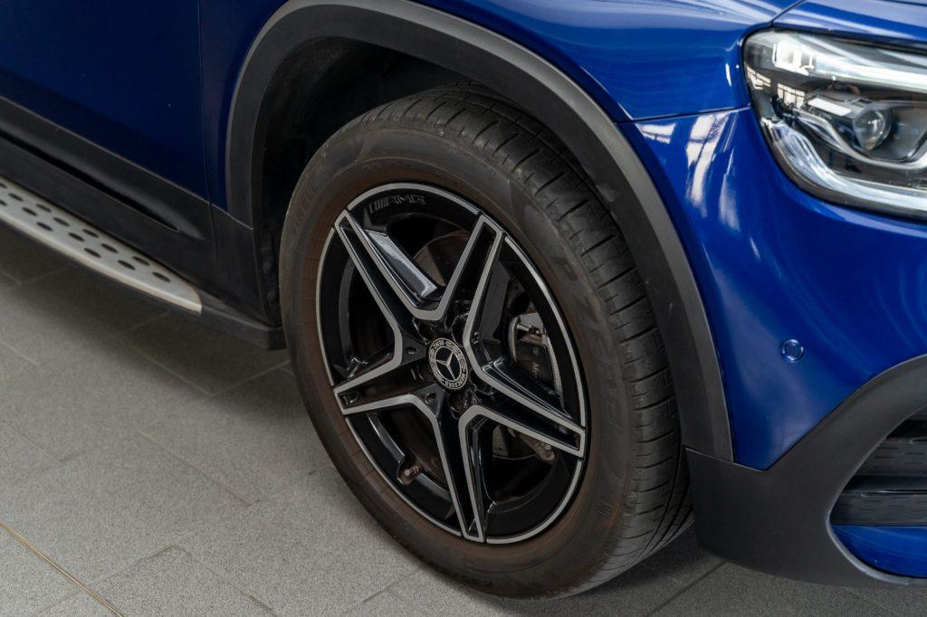MERCEDES-BENZ GLB 200 Automatic Premium