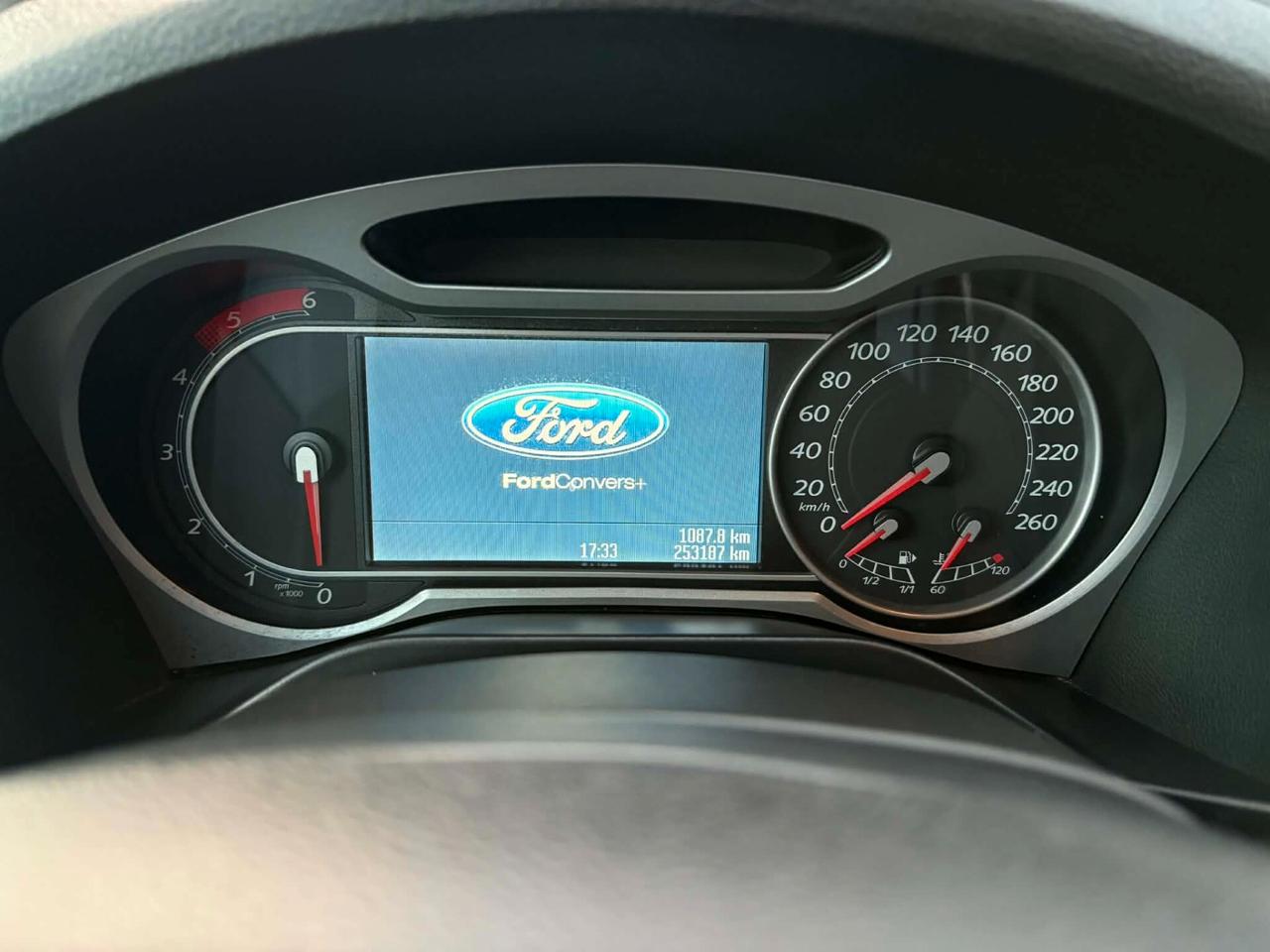 Ford Galaxy 2.2 TDCi 175 CV Ghia 7 POSTI