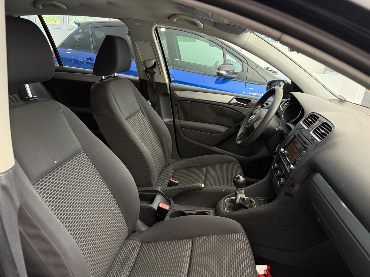 Volkswagen Golf 1.4 benzina neopatentati