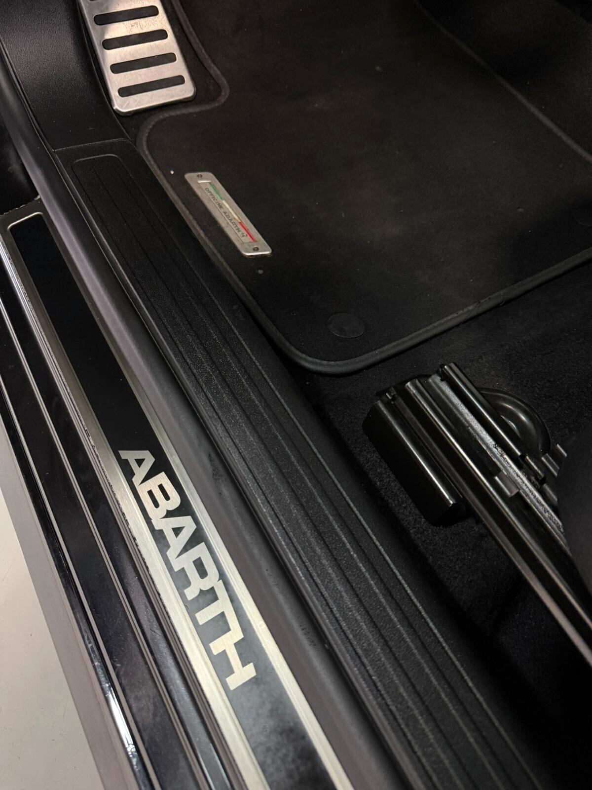 Abarth 595 1.4 Turbo T-Jet 165 CV Turismo