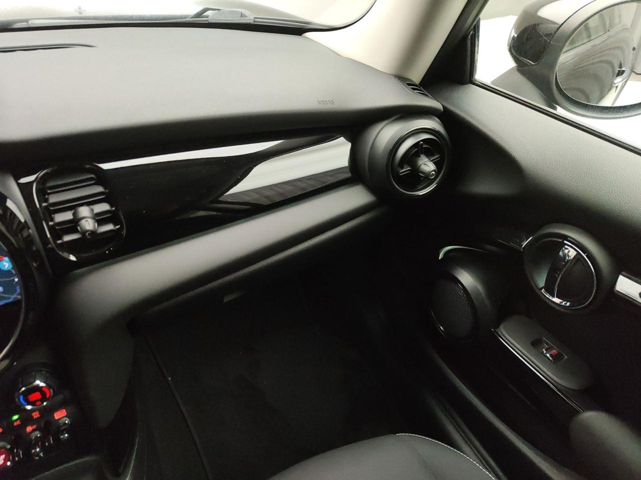 Mini IV F56 2021 3p MINI COOPER 1.5 136CV ESSENTIAL AUTO