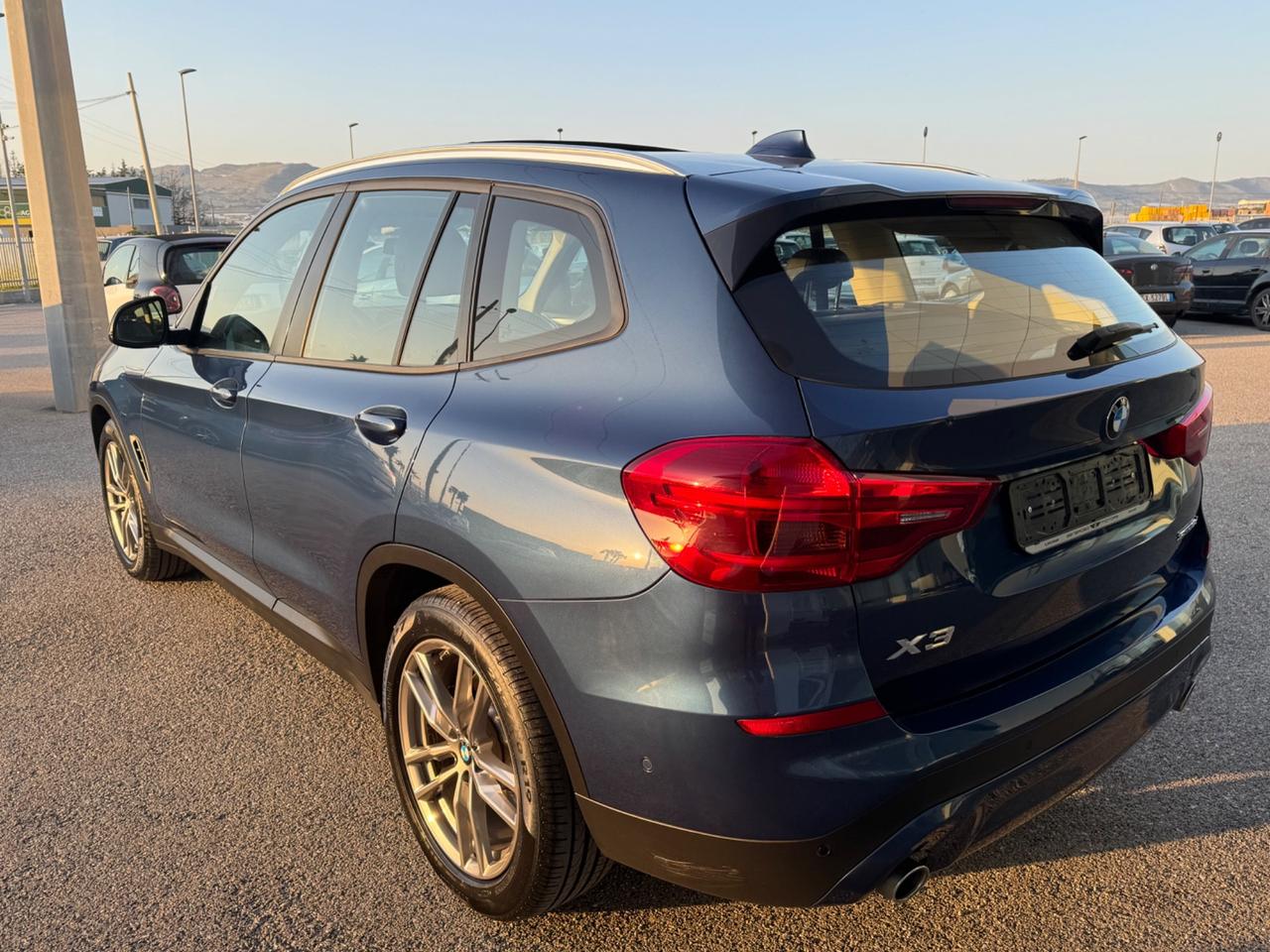 Bmw X3 sDrive18d Business Advantage