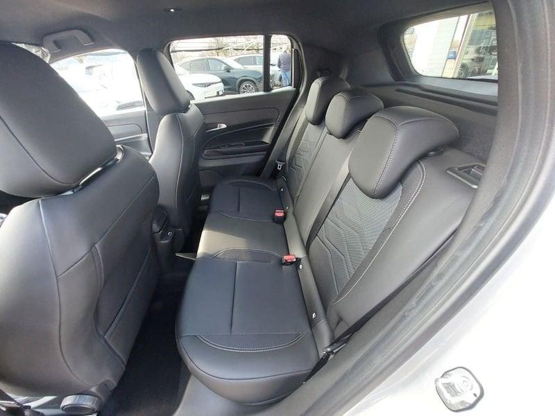 Jeep Avenger 1.2 T Summit + Infotainment pack