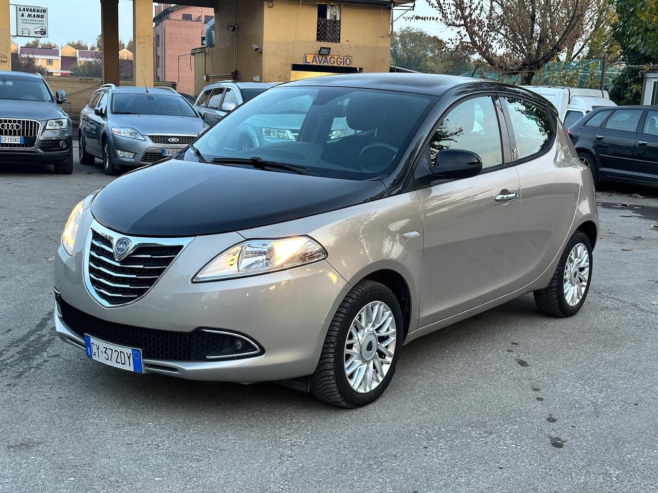 Lancia Ypsilon 1.2 69 CV Platinum Solo 115mila km