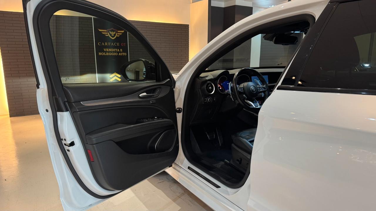 Alfa Romeo Stelvio 2.2 210CV Veloce - 2022
