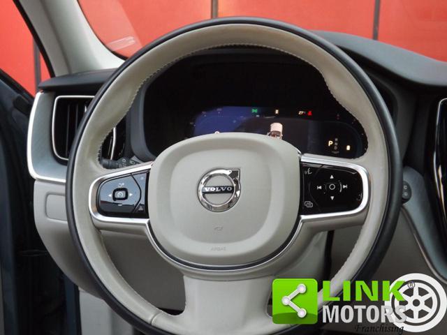VOLVO XC60 B4 (d) AWD automatico Plus Dark ben tenuta