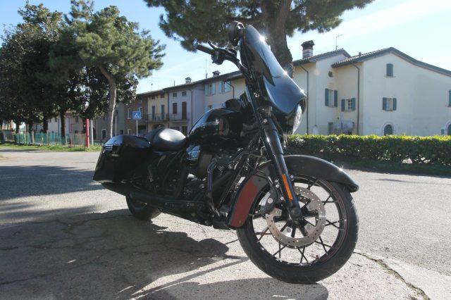 HARLEY-DAVIDSON FLHX Street Glide FLHXS 114 Special Custom