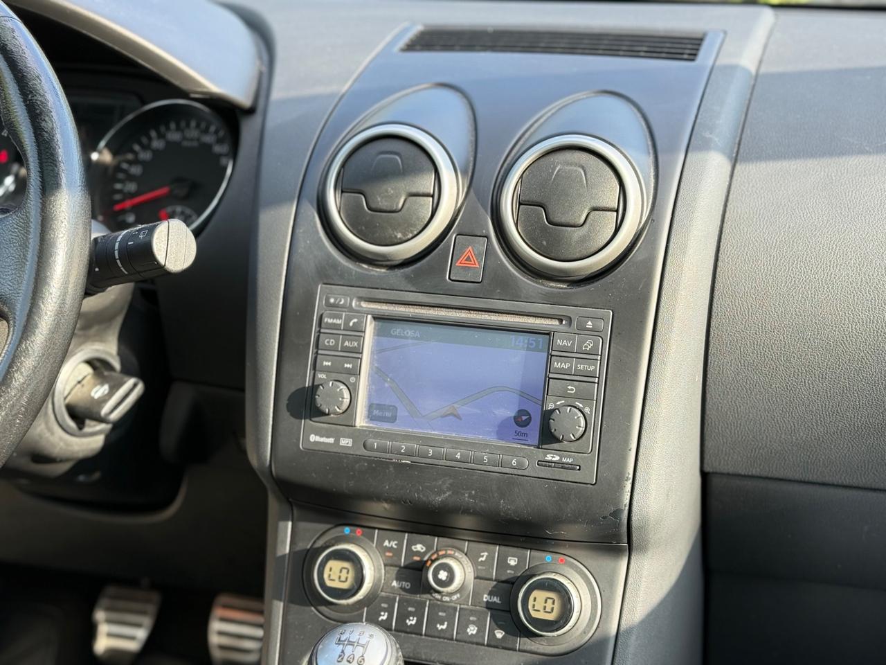 Nissan Qashqai 2.0 dCi 4x4 NAVI TETTO PANORAMICO
