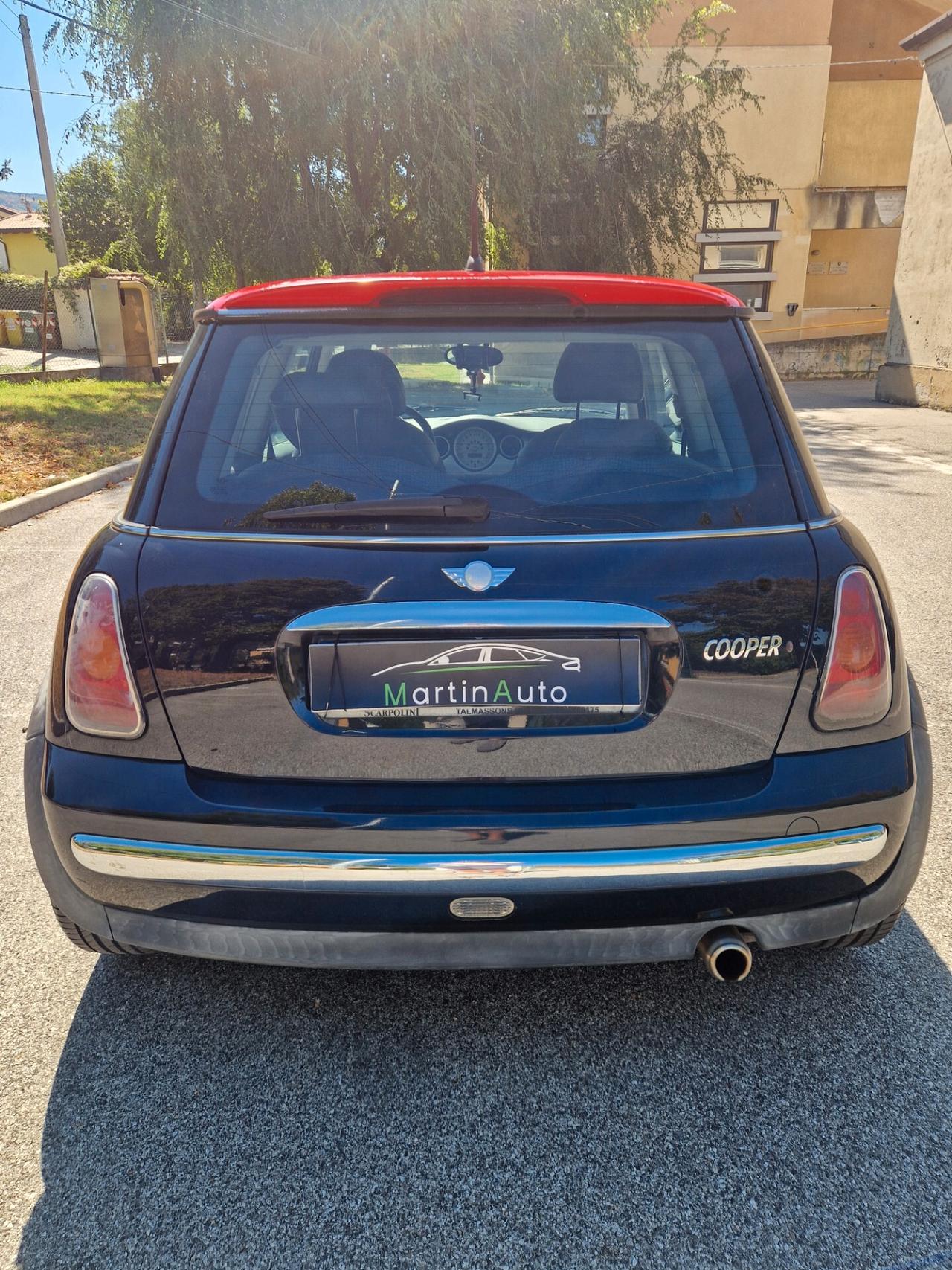Mini 1.6 16V Cooper 116CV - 2002