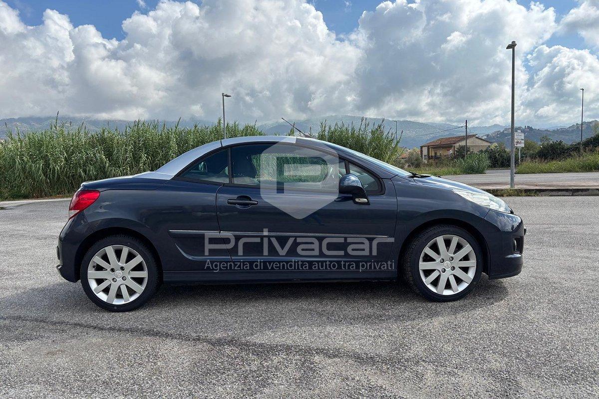 PEUGEOT 207 1.6 8V HDi 112CV CC Allure