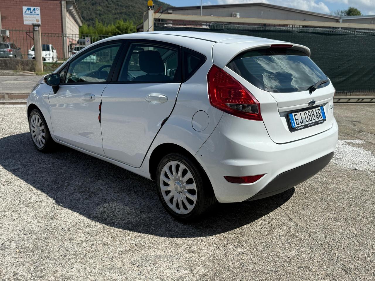 Ford Fiesta Titanium 1.2 benz gpl km 165.000 anno 2011