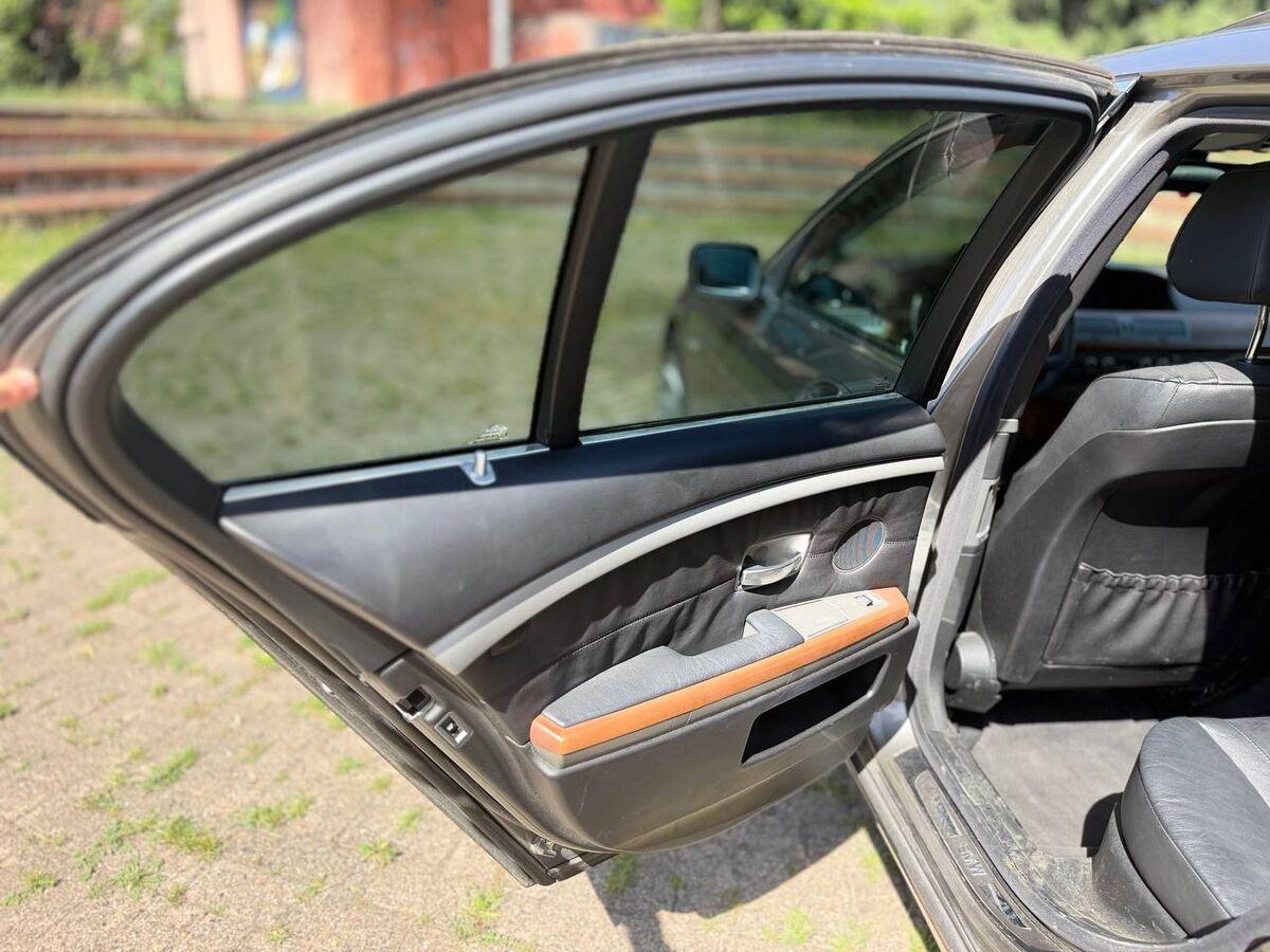 BMW Serie 7 E 65-66 745i