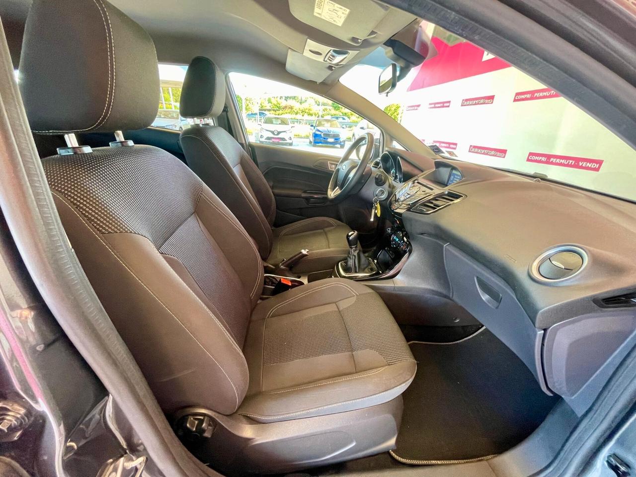 FORD Fiesta 6ª serie Fiesta 1.4 5p. Bz.- GPL T...