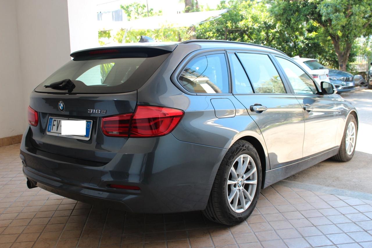 Bmw 318 318d Touring Business Advantage aut.