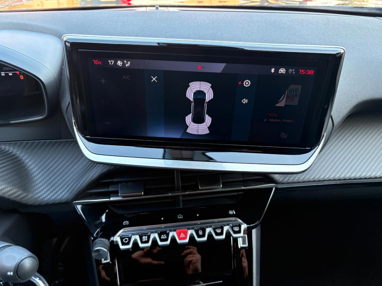 Peugeot 2008 Allure 1.2 bz 101cv - 04/2025