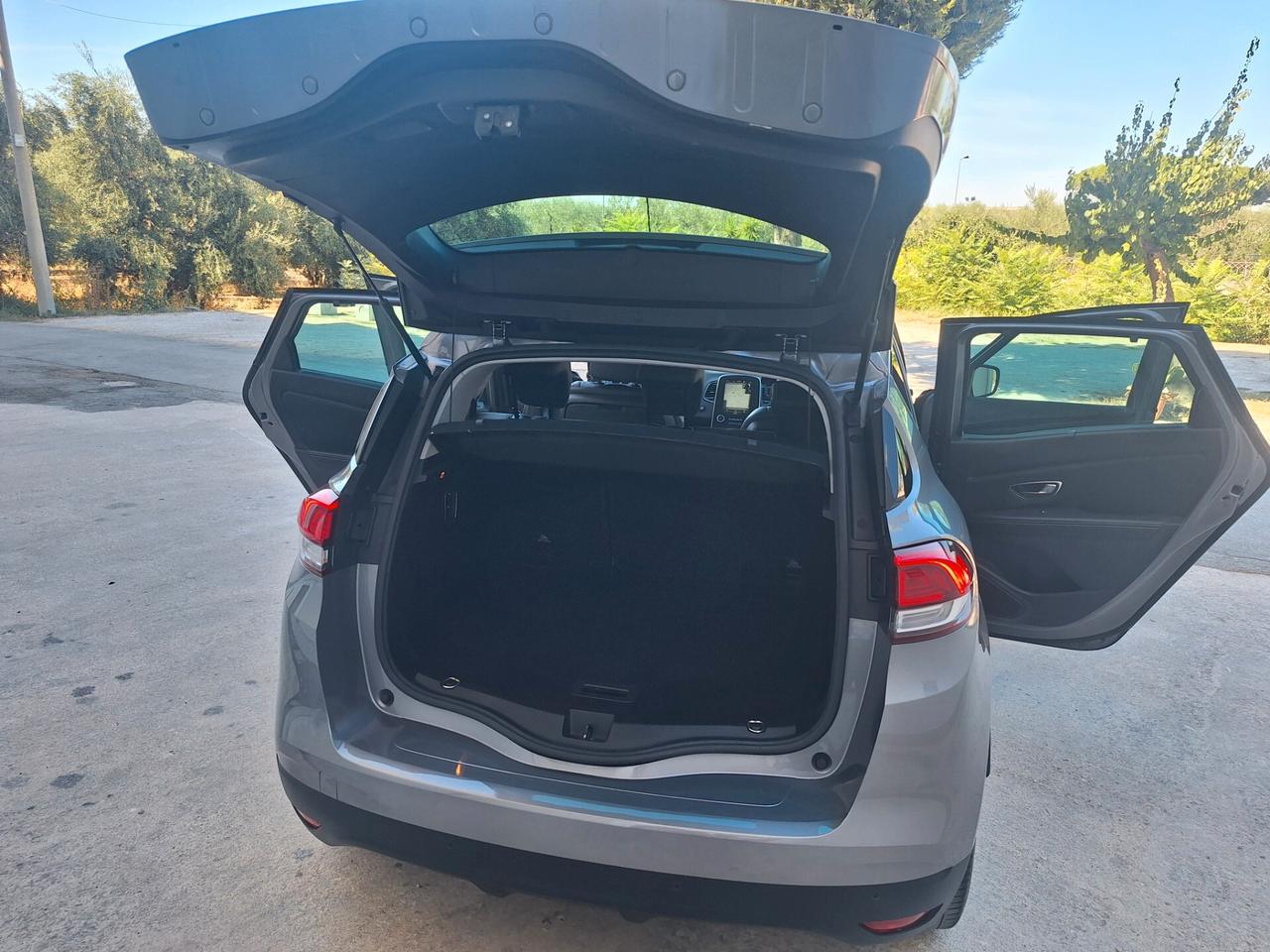 Renault Scenic Scénic 1.5 dCi NAVI PELLE 2017