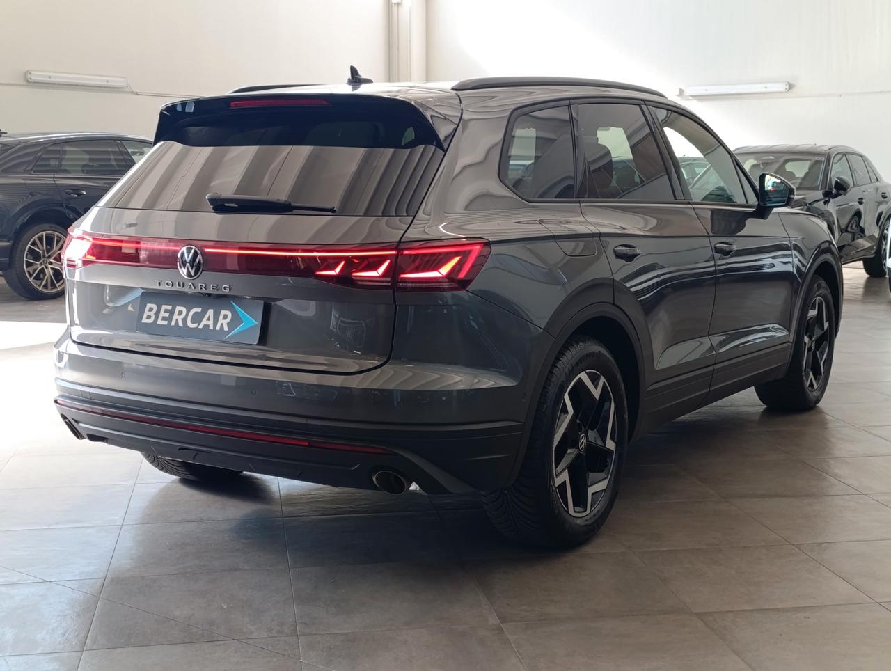 Volkswagen Touareg 3.0 V6 tdi scr Elegance 231cv auto