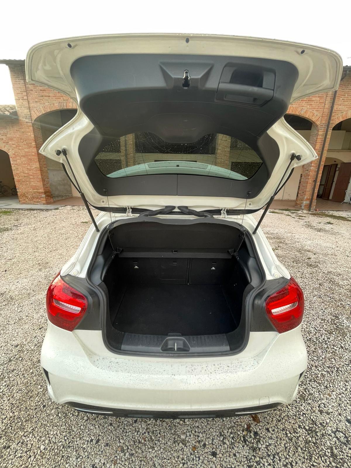 Mercedes-benz A 200 d Automatic 4Matic Premium