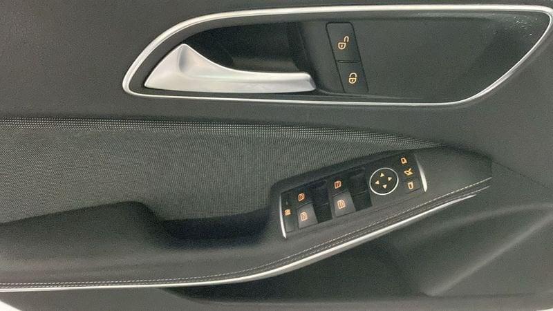 Mercedes-Benz Classe A A 160 d Automatic Sport