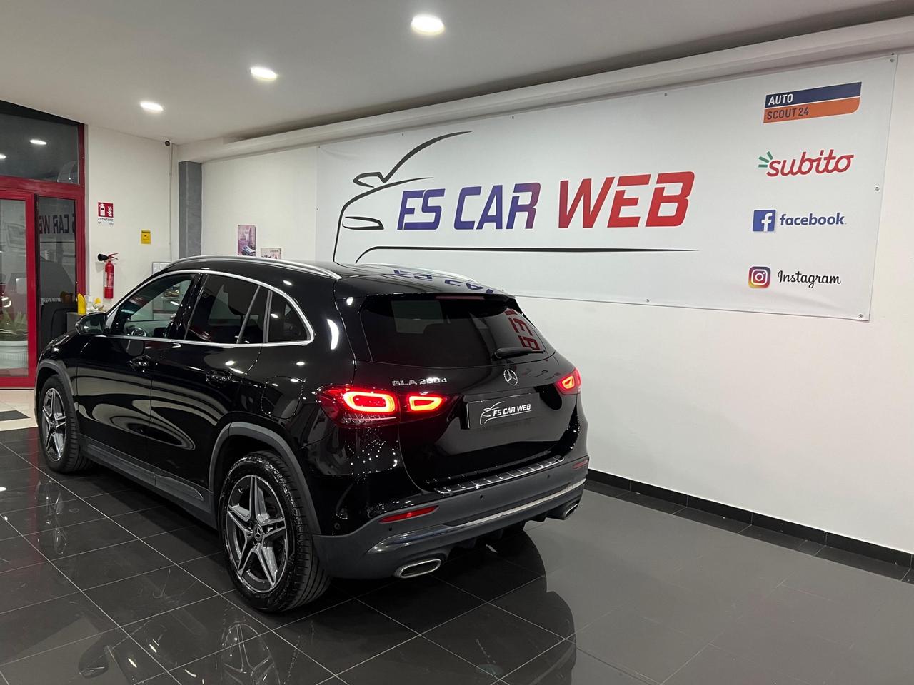 Mercedes Benz GLA 200d Aut. Premium AMG 150 cv