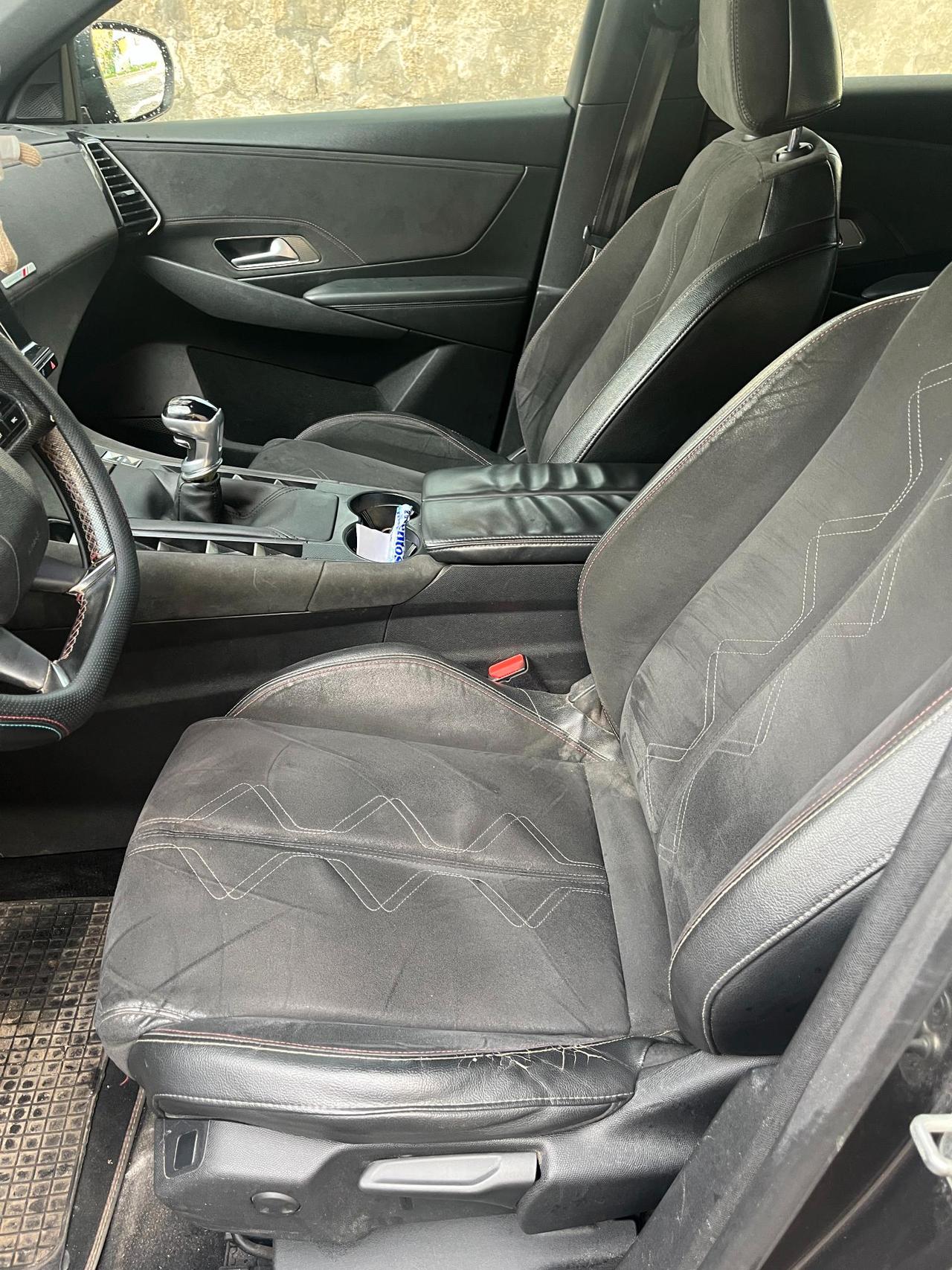 DS DS7 Crossback 1.5 bluehdi Performance Line 130cv