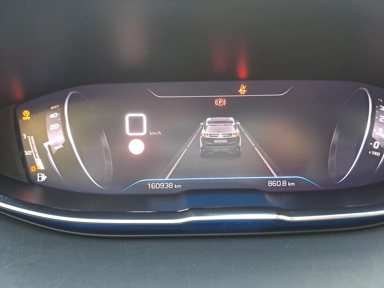 Peugeot 3008 HDi 130 cv tagliandata