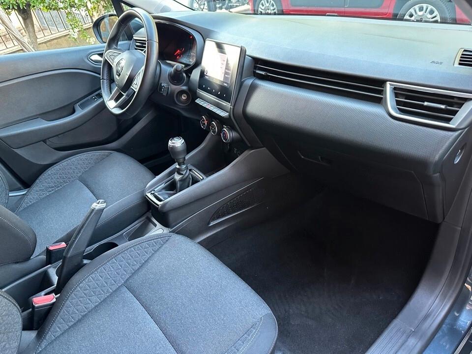 Clio 1.0 tce Business 90cv neopatentati